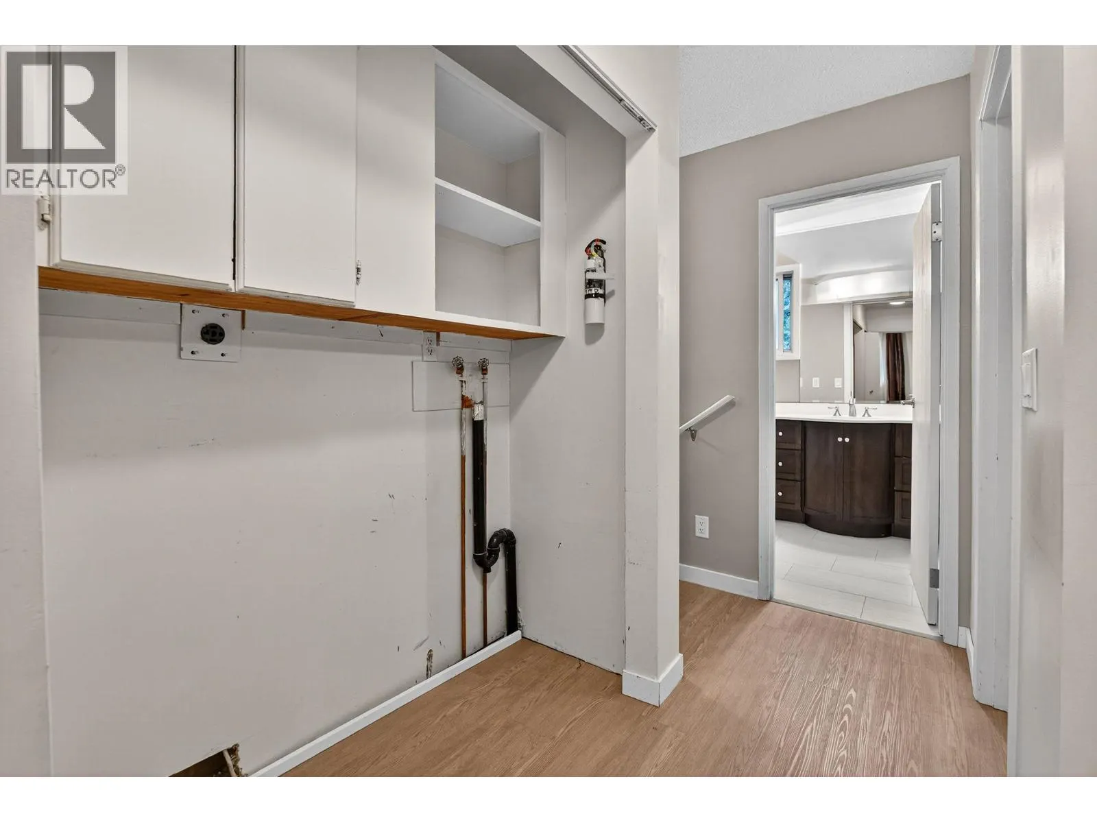 1153 Bernard Avenue Unit# 9