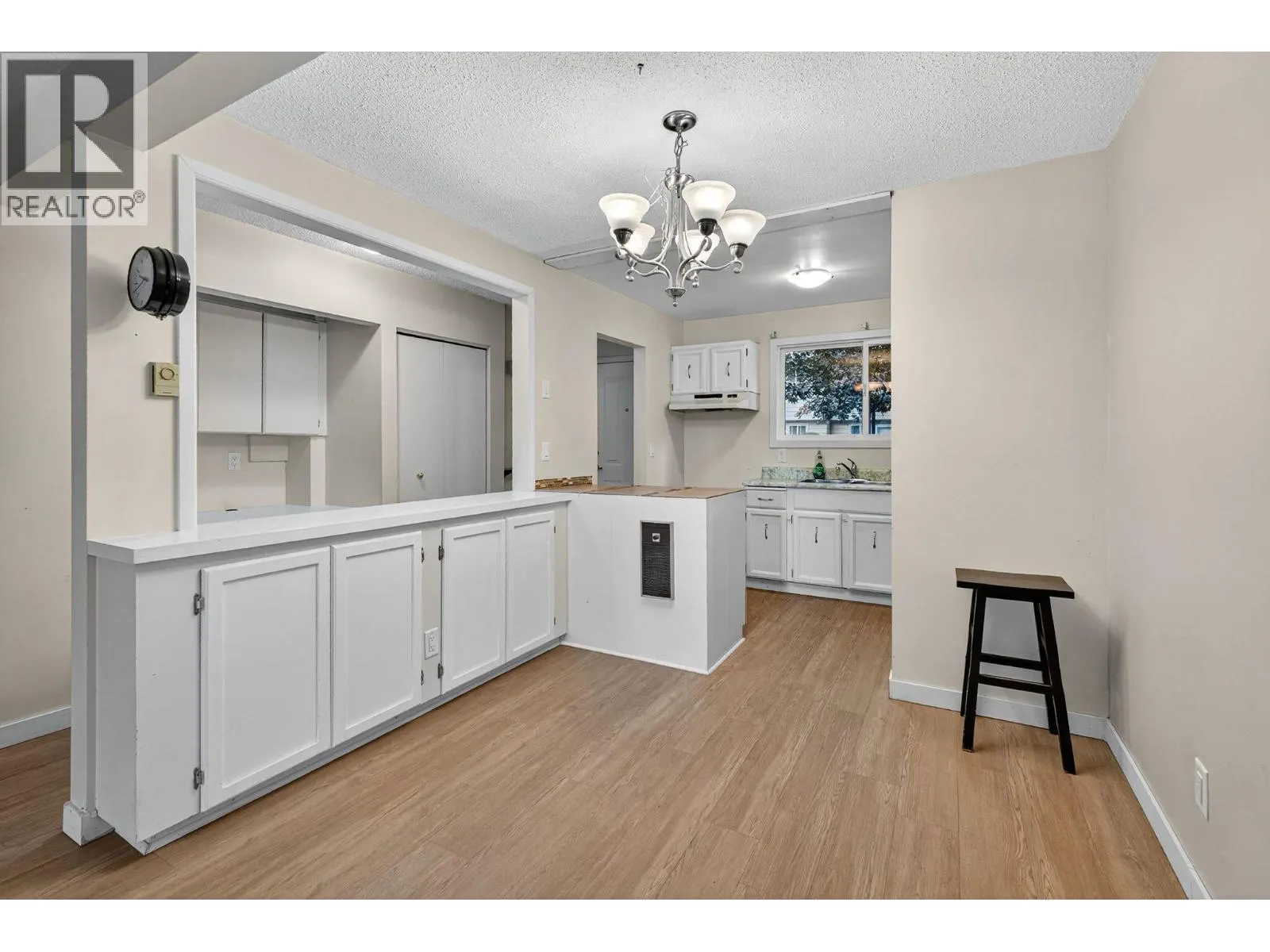 1153 Bernard Avenue Unit# 9