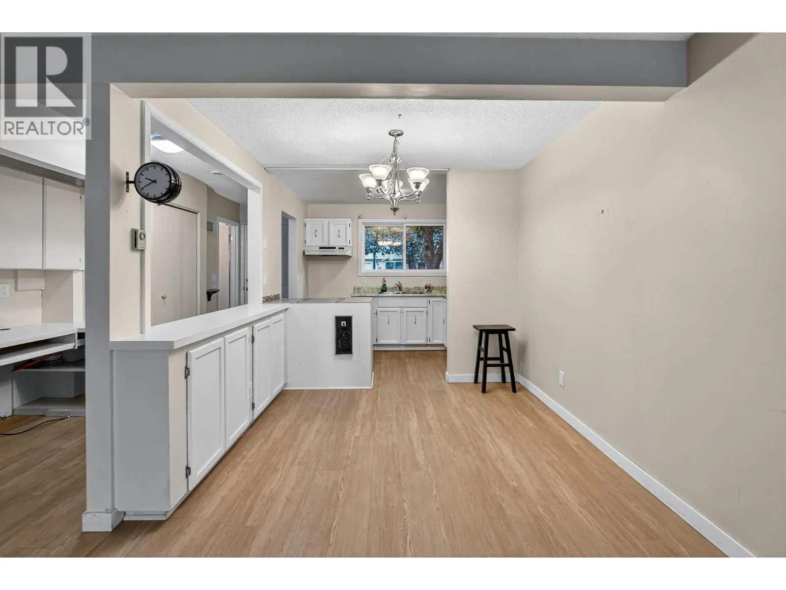 1153 Bernard Avenue Unit# 9