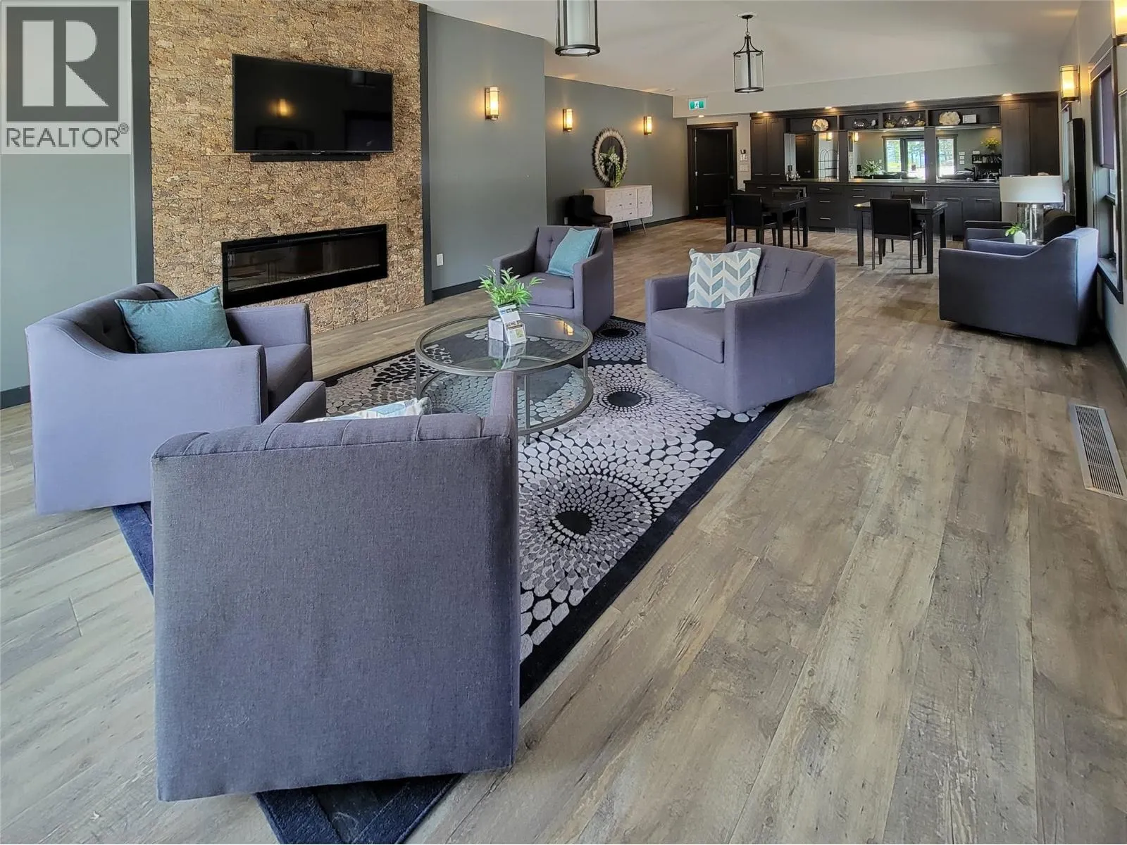 500 BIGHORN Boulevard Unit# 532 B