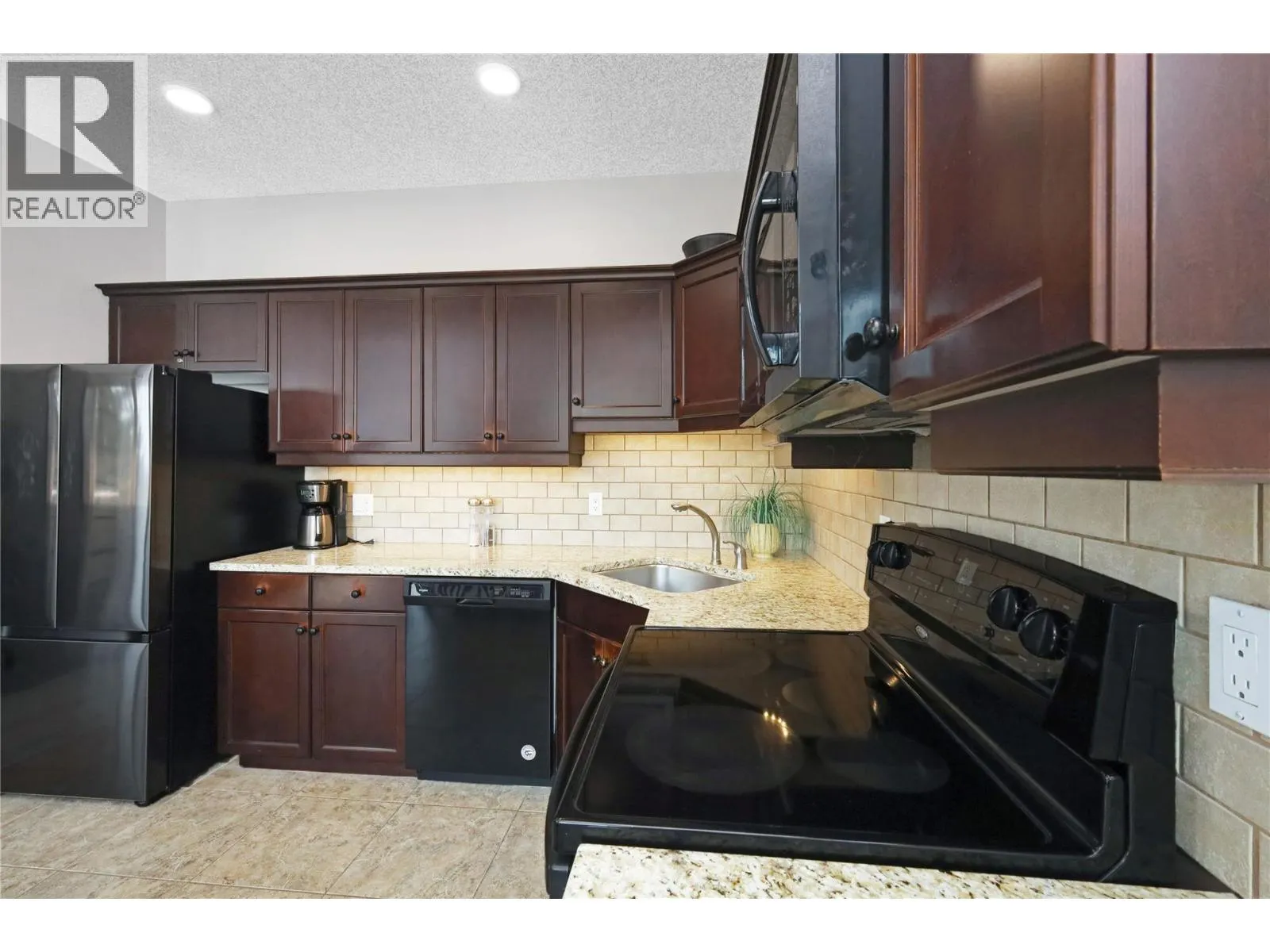 500 BIGHORN Boulevard Unit# 532 B