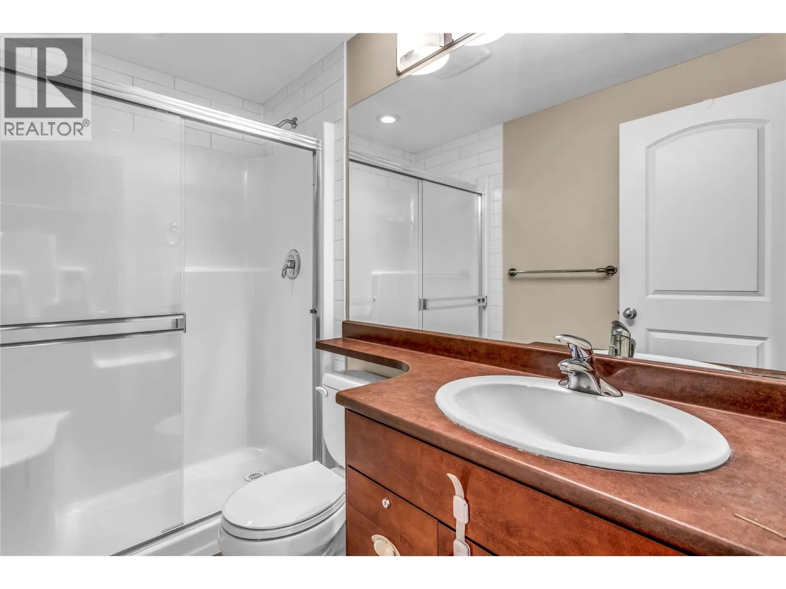 1990 Upper Sundance Drive Unit# 3215