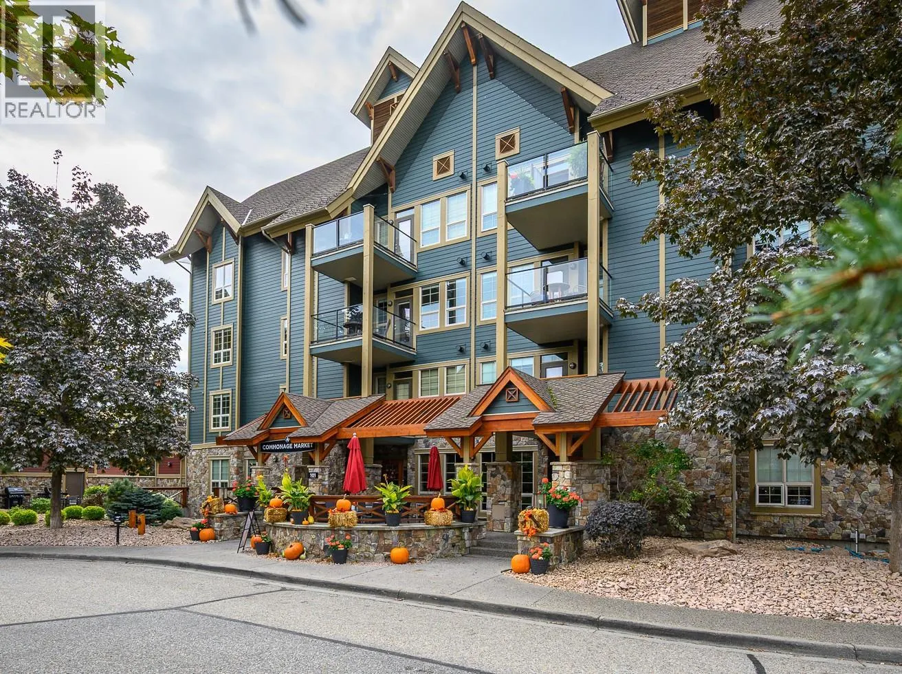 101 Village Centre Court Unit# 433 Lot# 21