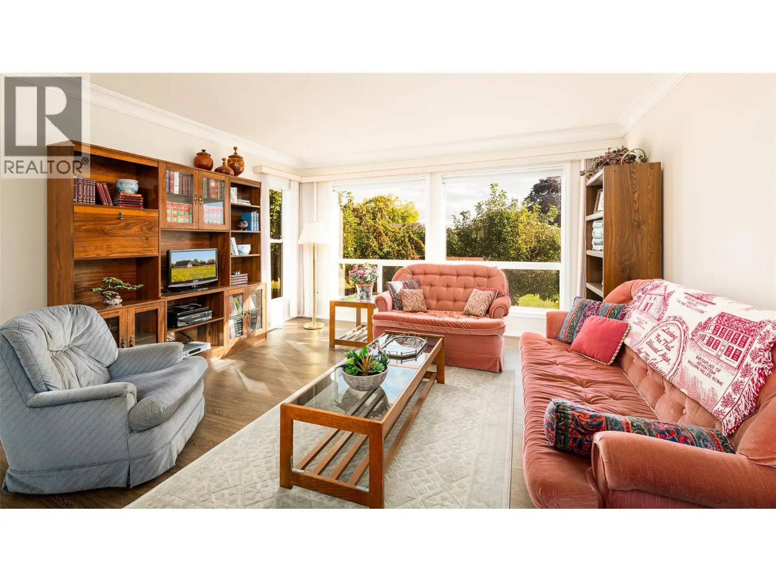 518 18th Avenue Unit# 10