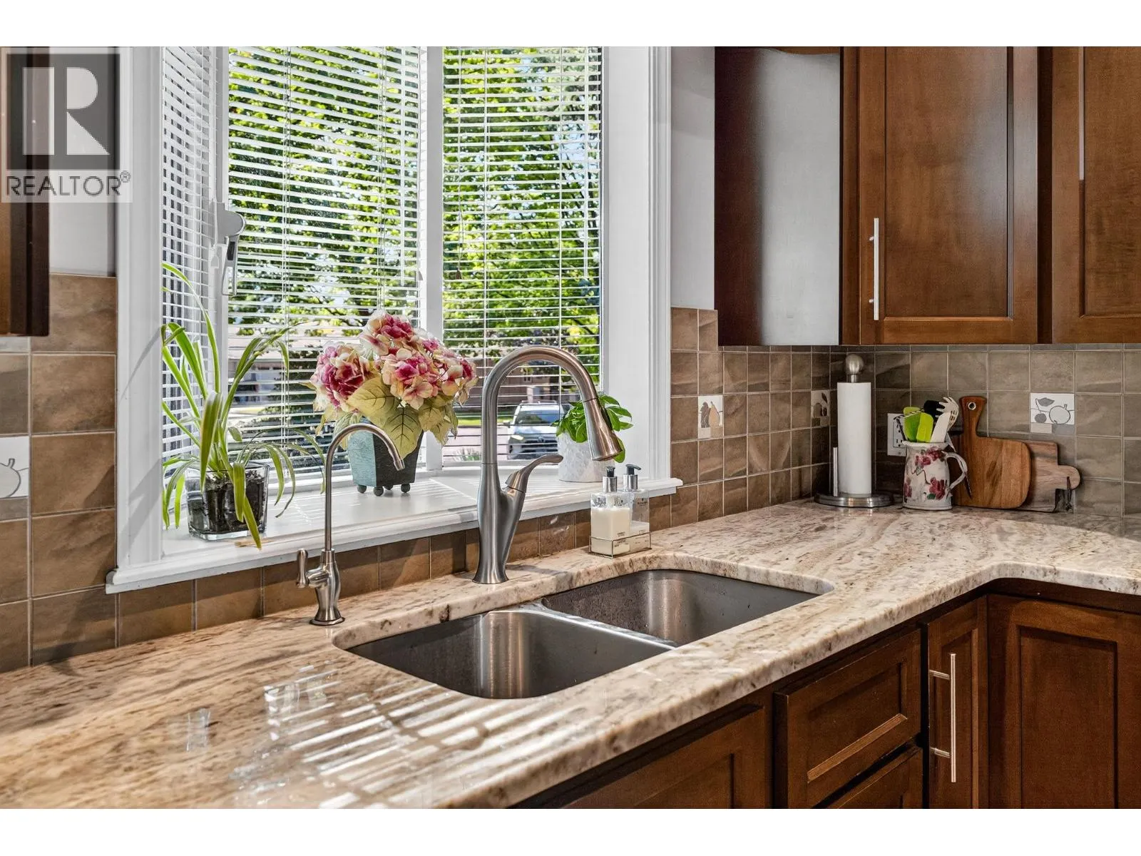 615 Glenmeadows Road Unit# 69
