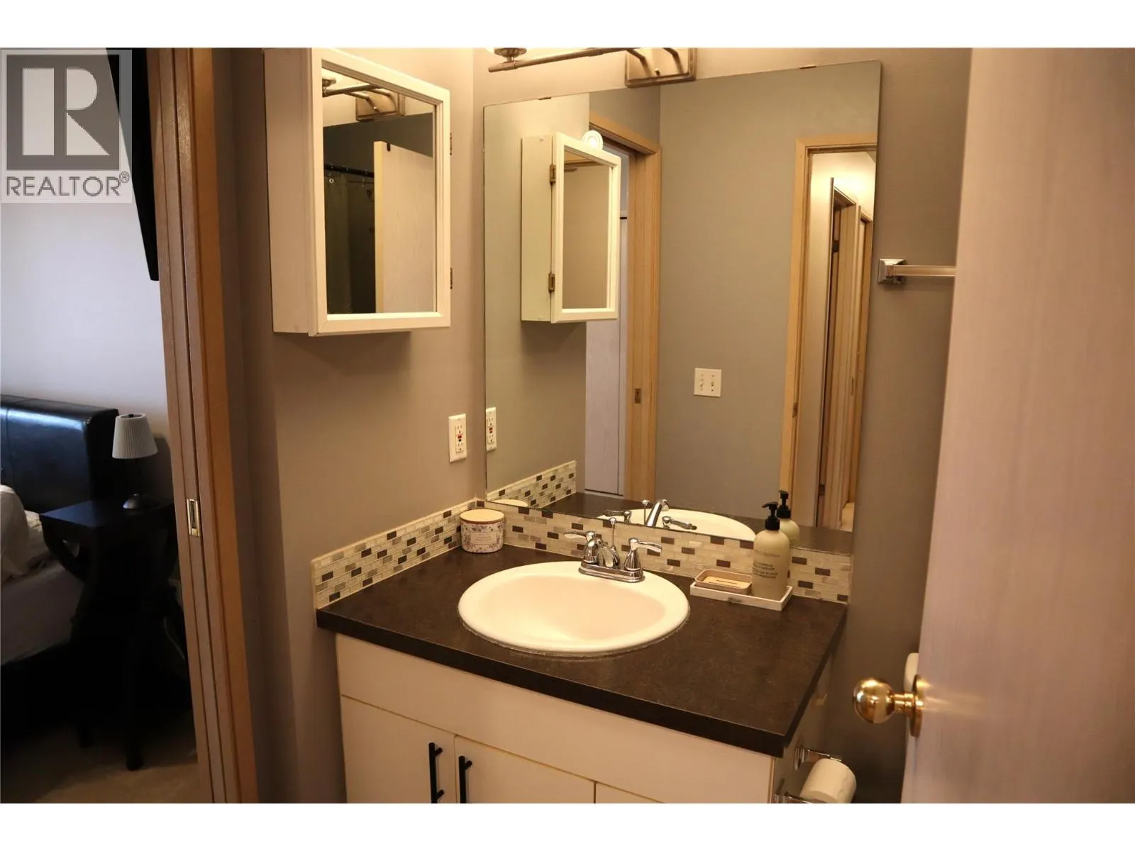 2020 ROBSON Place Unit# 48
