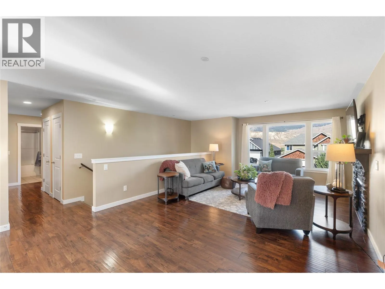 8735 BADGER Drive