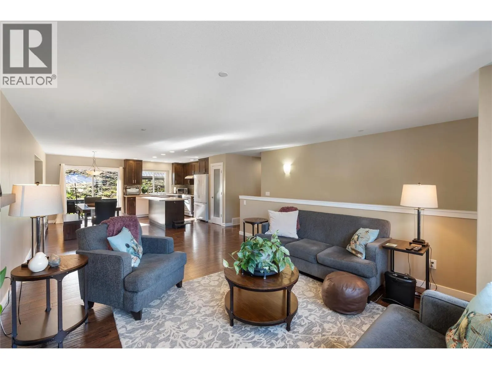 8735 BADGER Drive