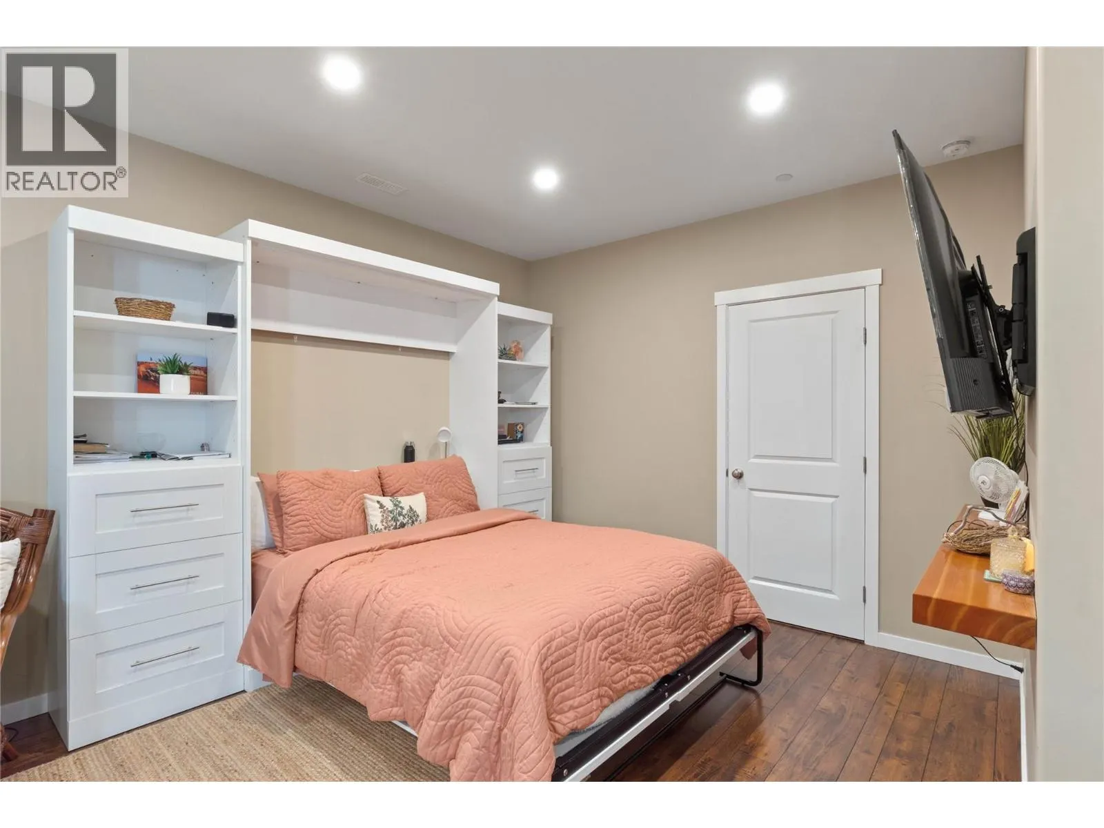8735 BADGER Drive