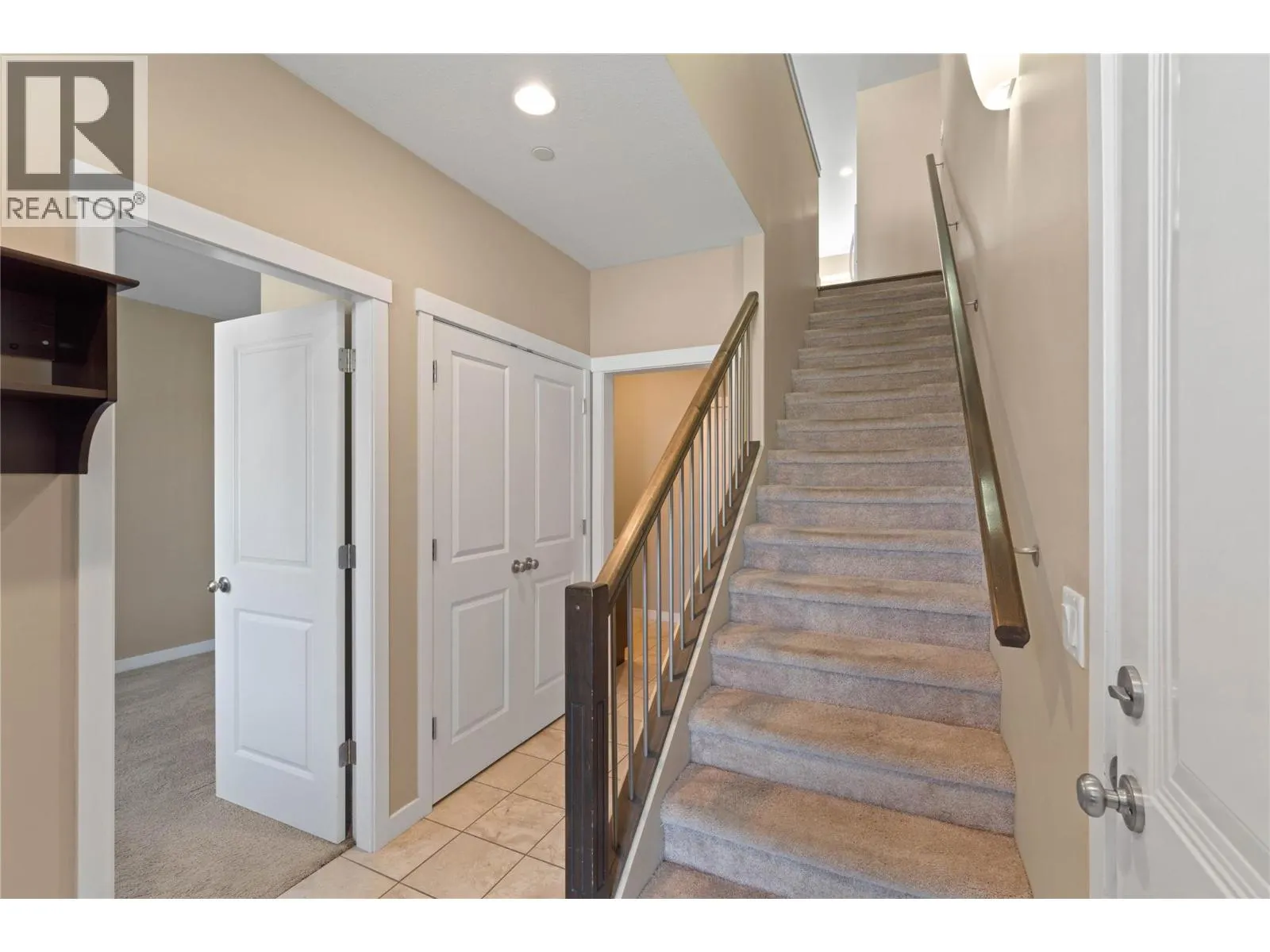8735 BADGER Drive