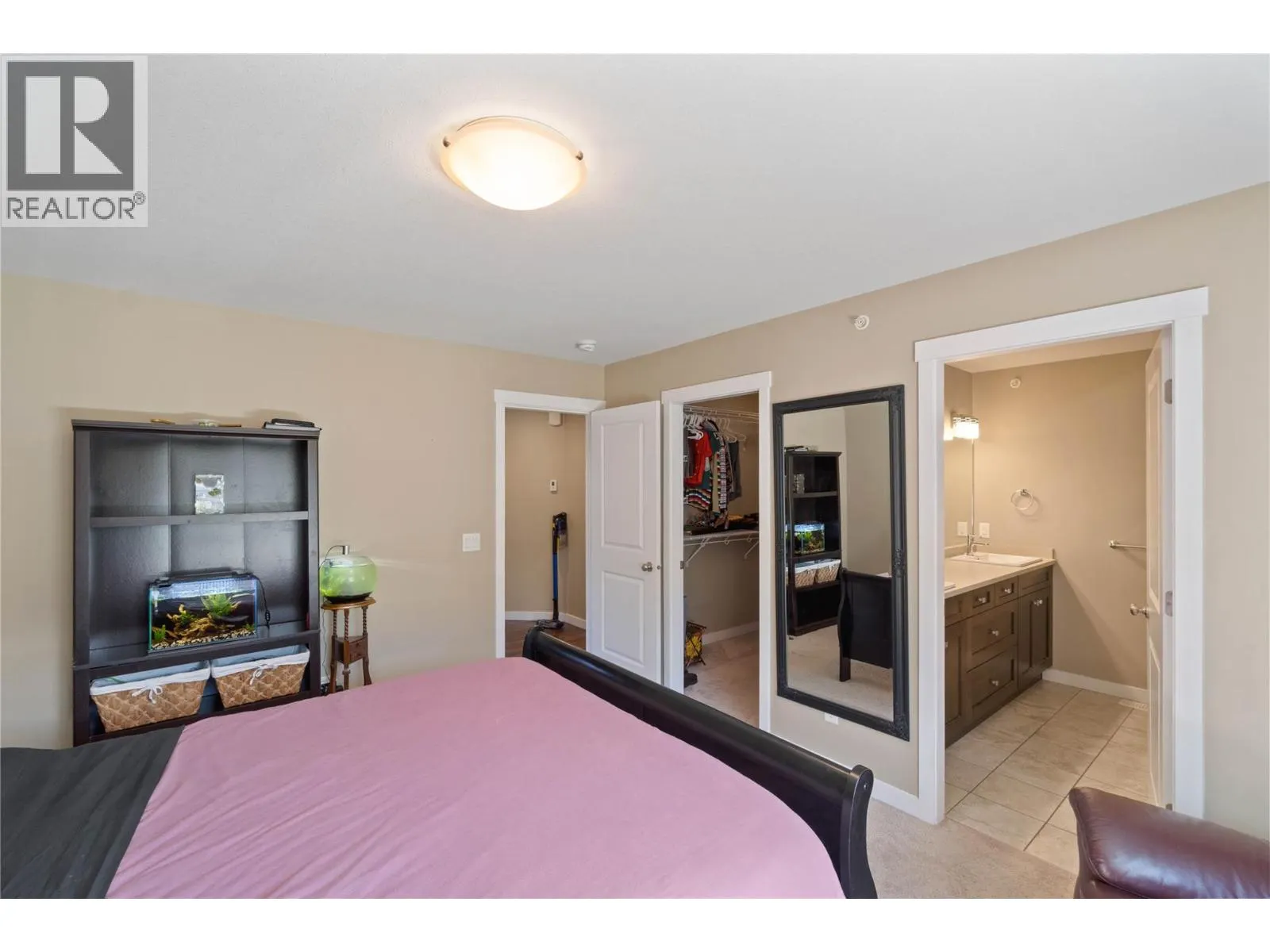 8735 BADGER Drive