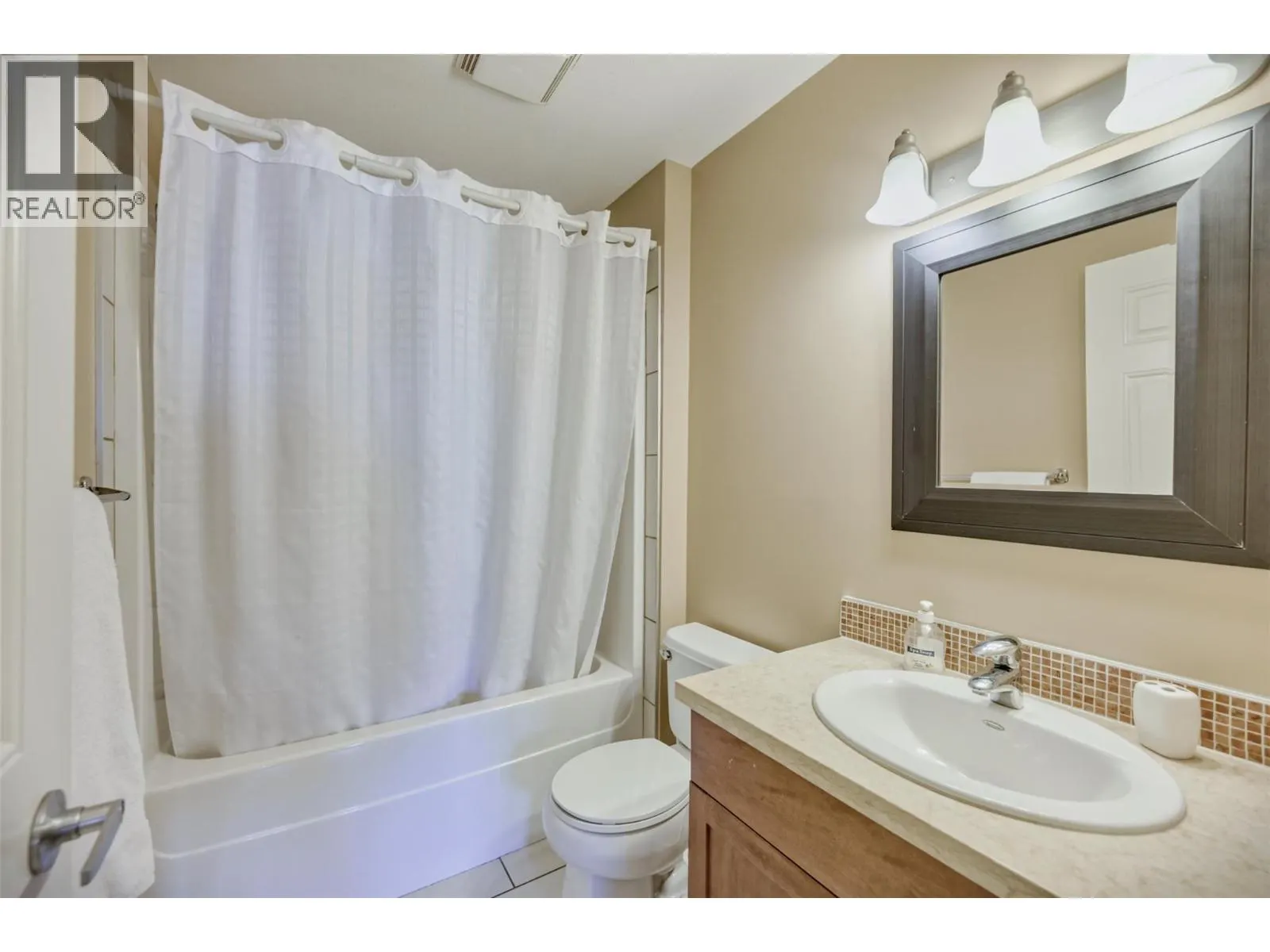4300 44TH Avenue Unit# 307