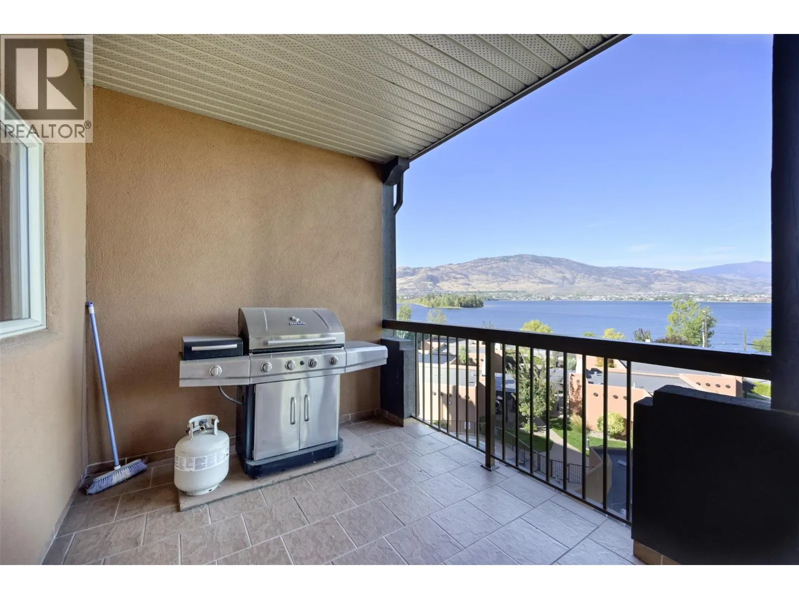 4300 44TH Avenue Unit# 307