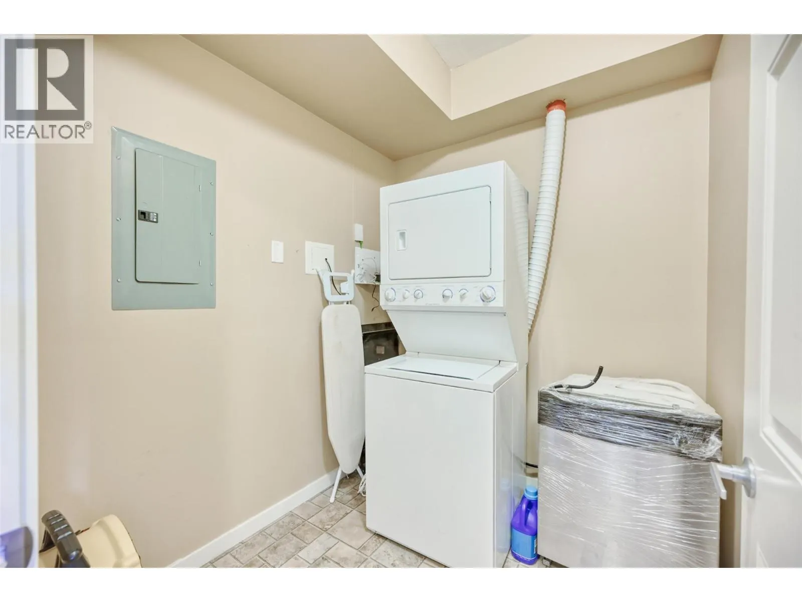 4300 44TH Avenue Unit# 307