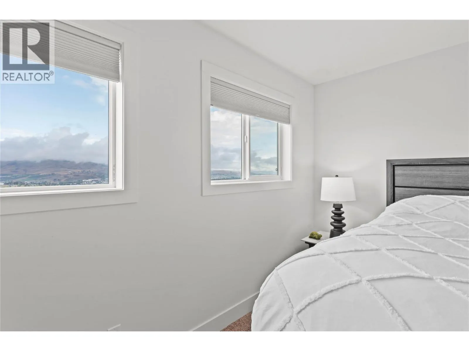 933 Mt Robson Place Unit# 34