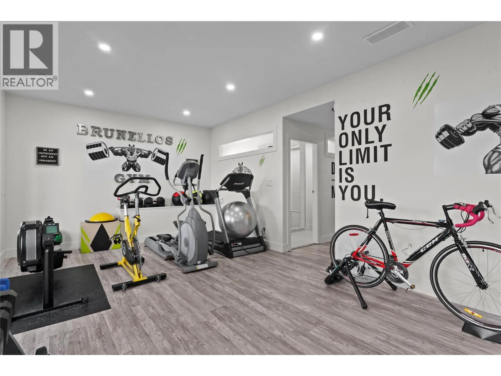 933 Mt Robson Place Unit# 34