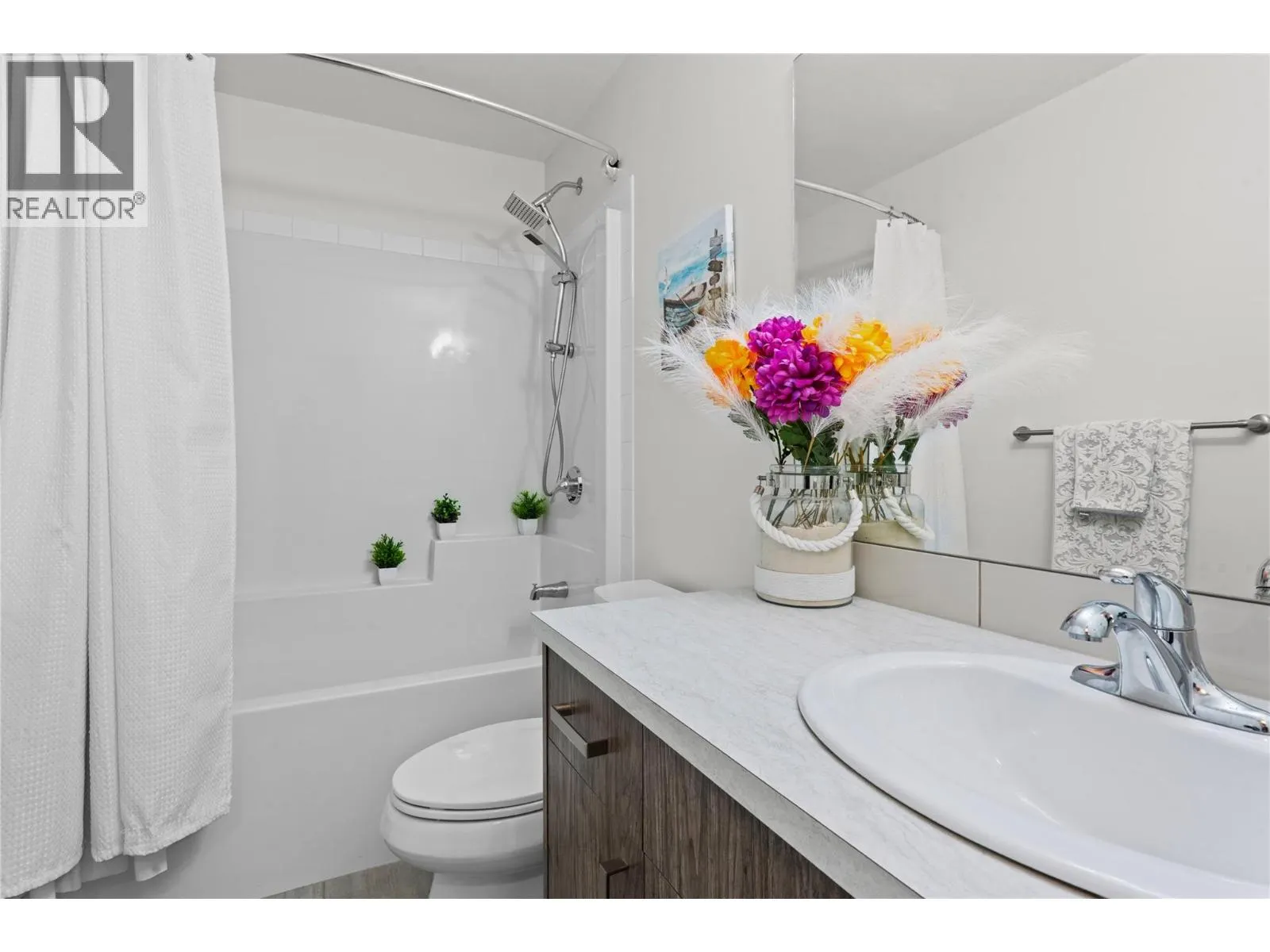 933 Mt Robson Place Unit# 34