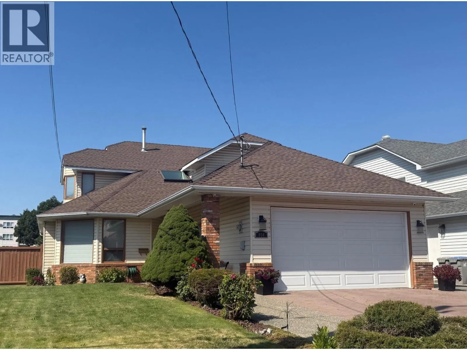864 NICOLANI Drive
