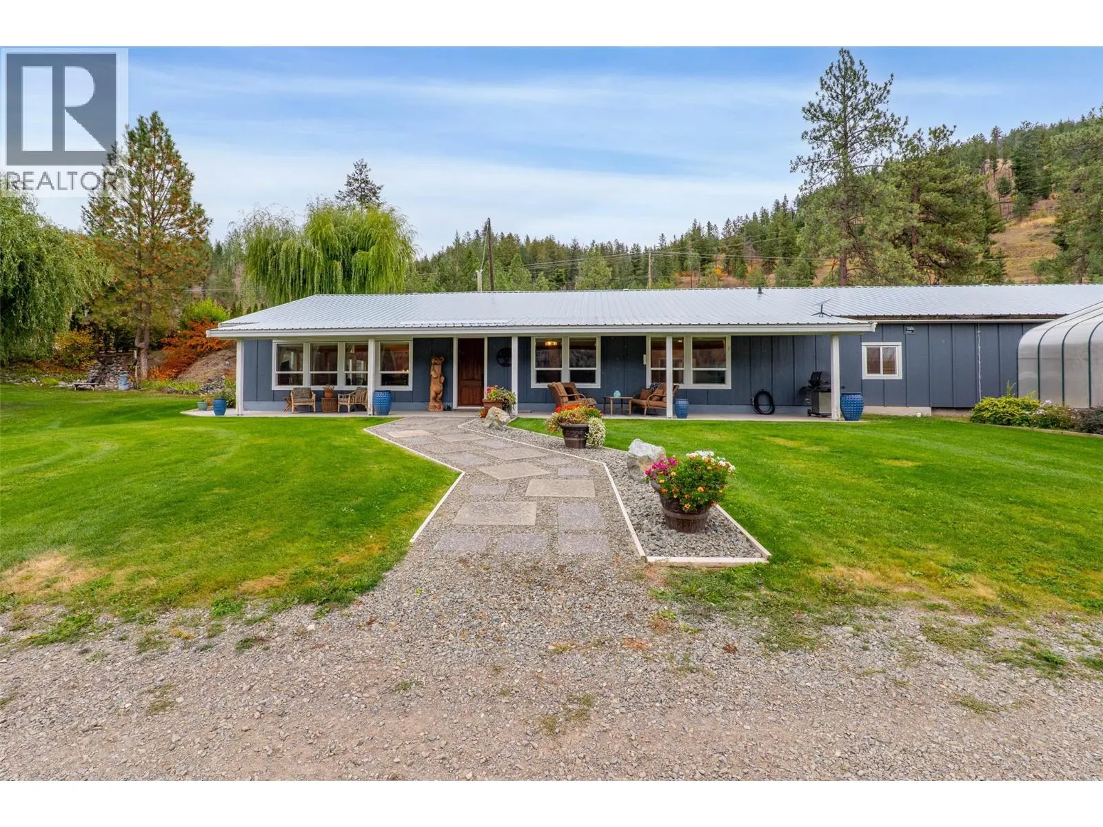 8245 Edwards Road