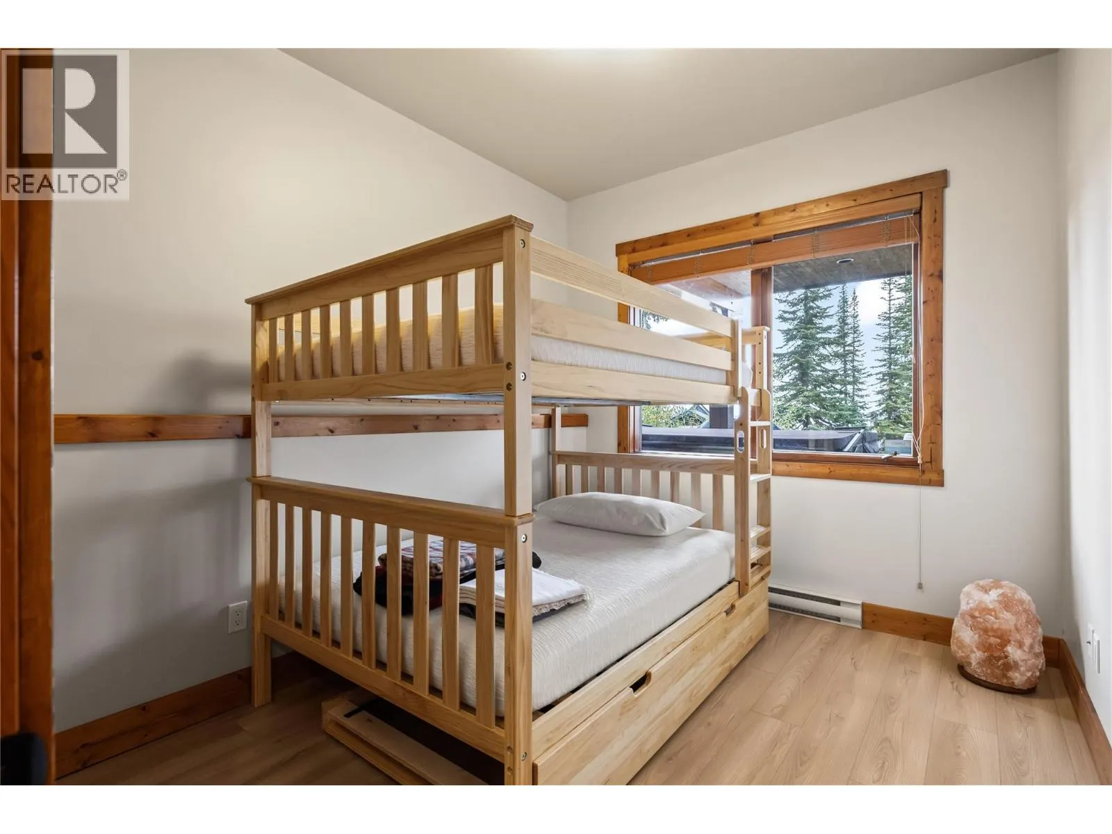 5925 Snow Pines Road Unit# 1