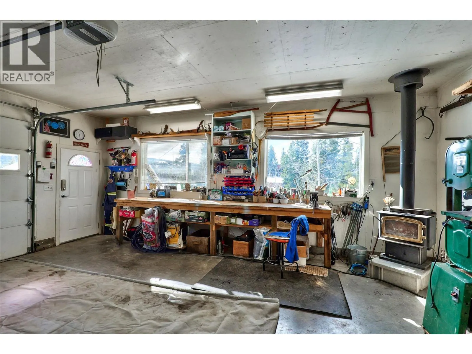 3848 RAINBOW/3861 WATER ST Drive