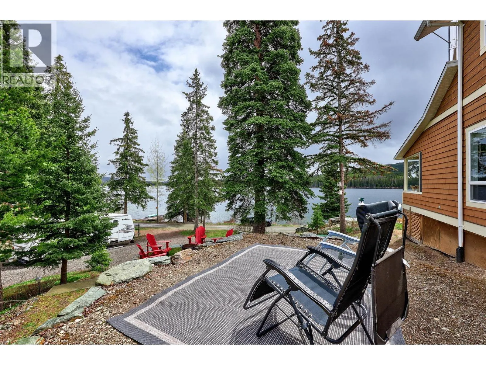3848 RAINBOW/3861 WATER ST Drive