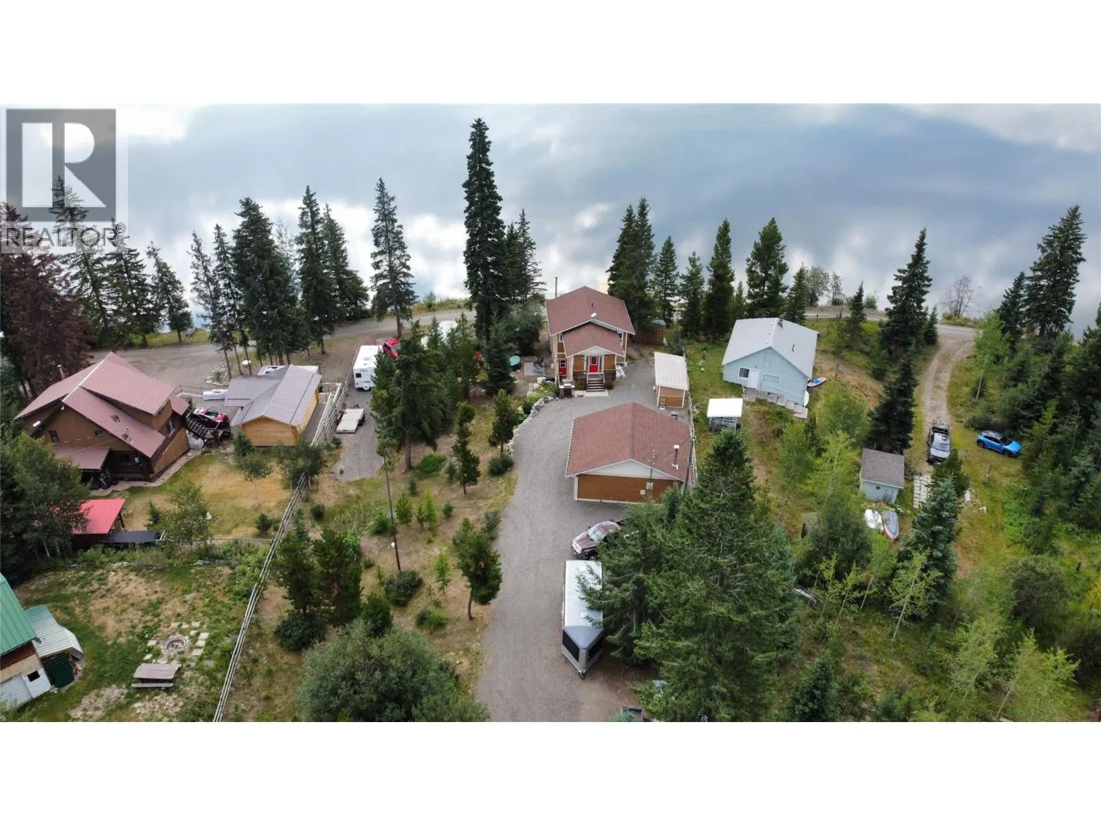 3848 RAINBOW/3861 WATER ST Drive