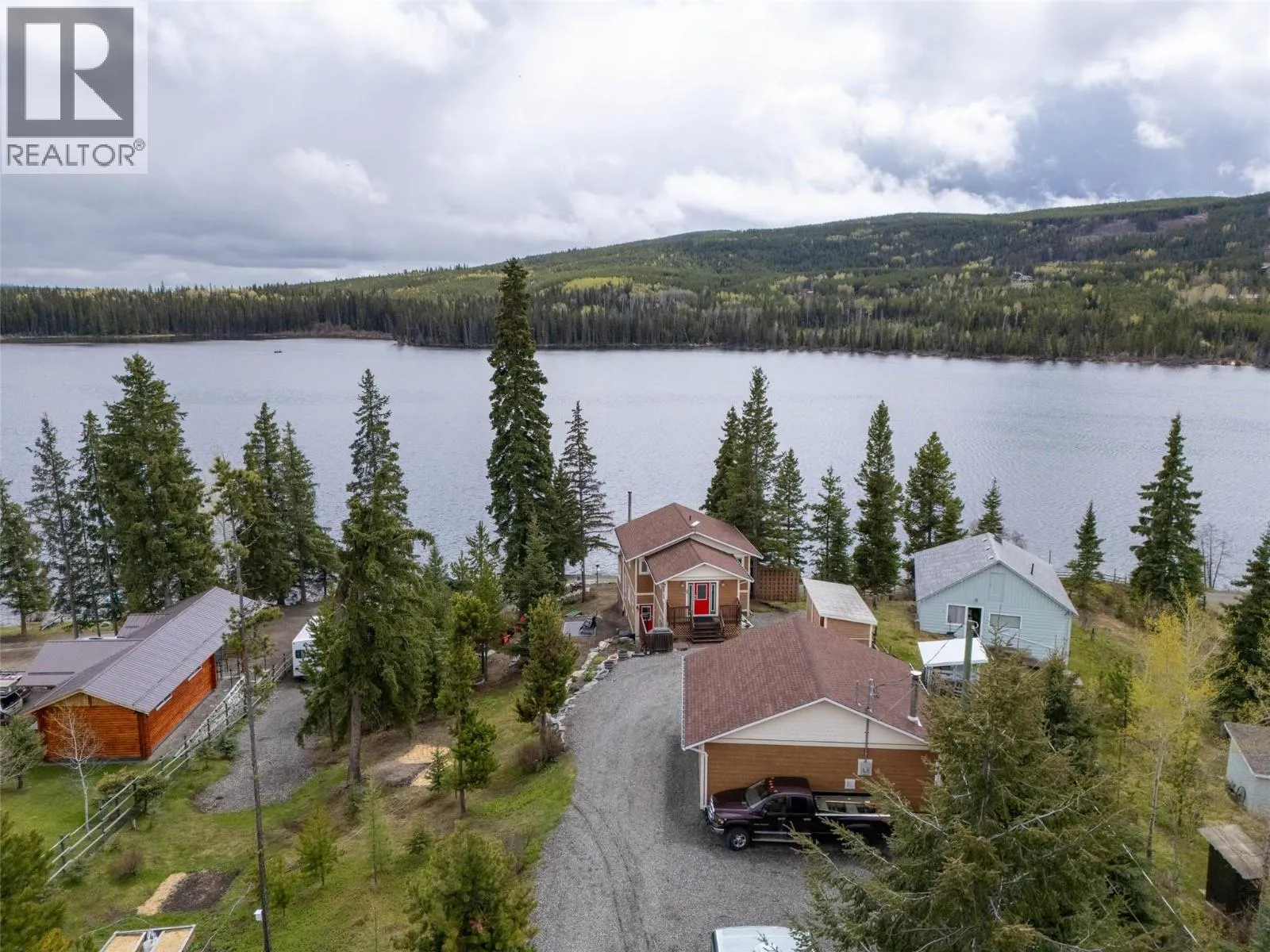 3848 RAINBOW/3861 WATER ST Drive