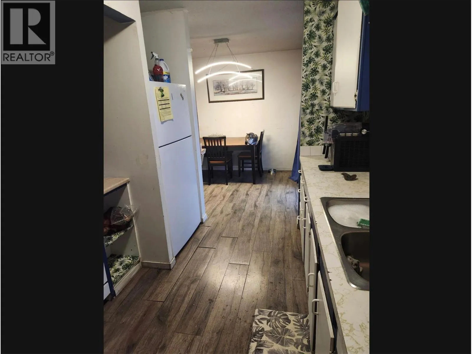 640 | 642 Courtenay Crescent Crescent
