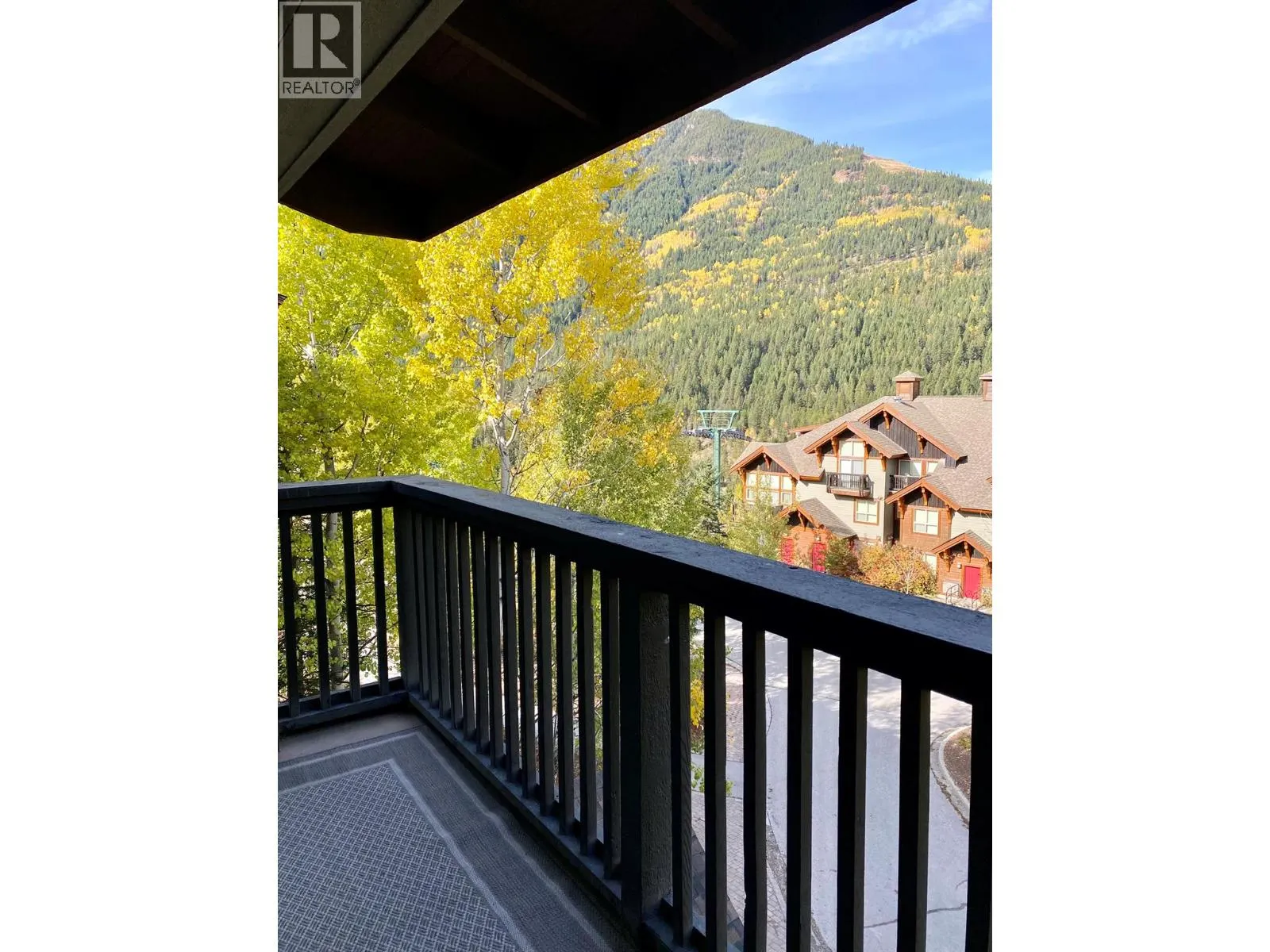 2050 Summit Drive Unit# 306