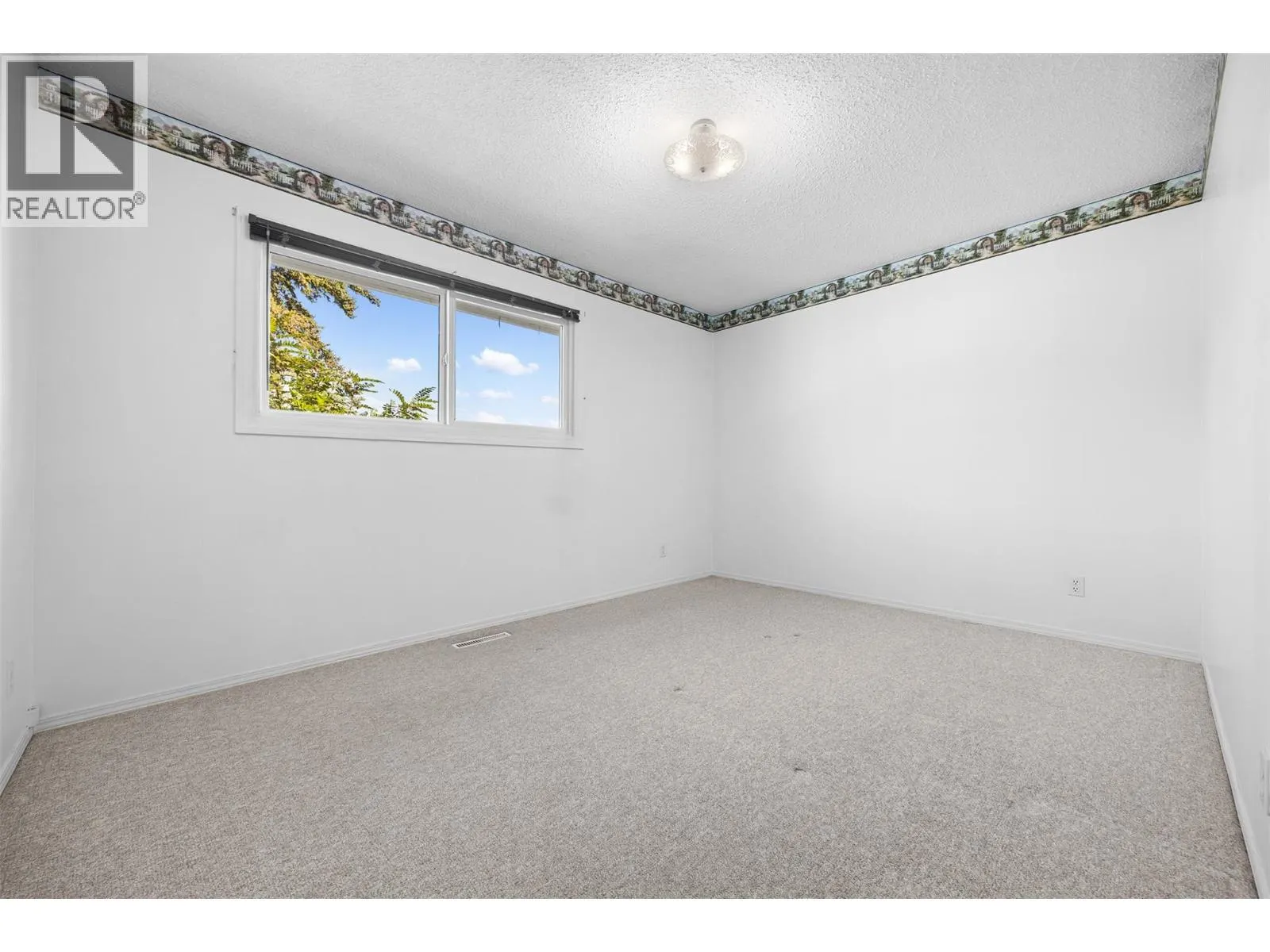 10212 Happy Valley Road