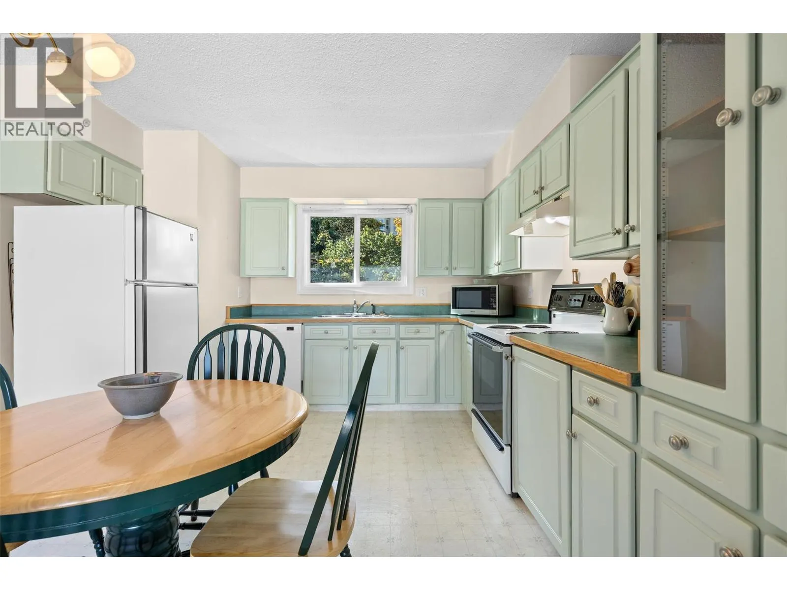 10212 Happy Valley Road