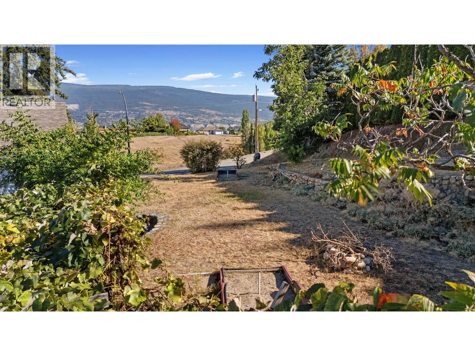 10212 Happy Valley Road