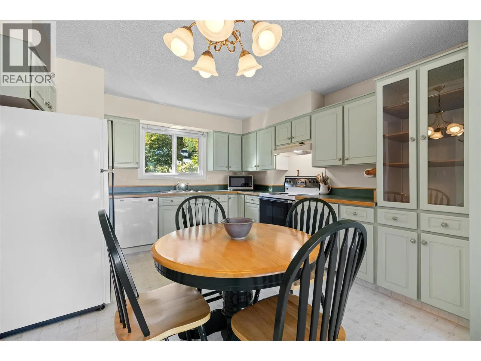 10212 Happy Valley Road