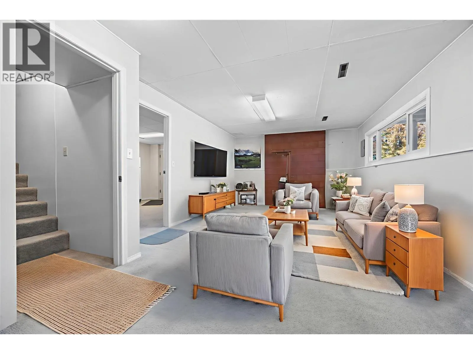 10212 Happy Valley Road