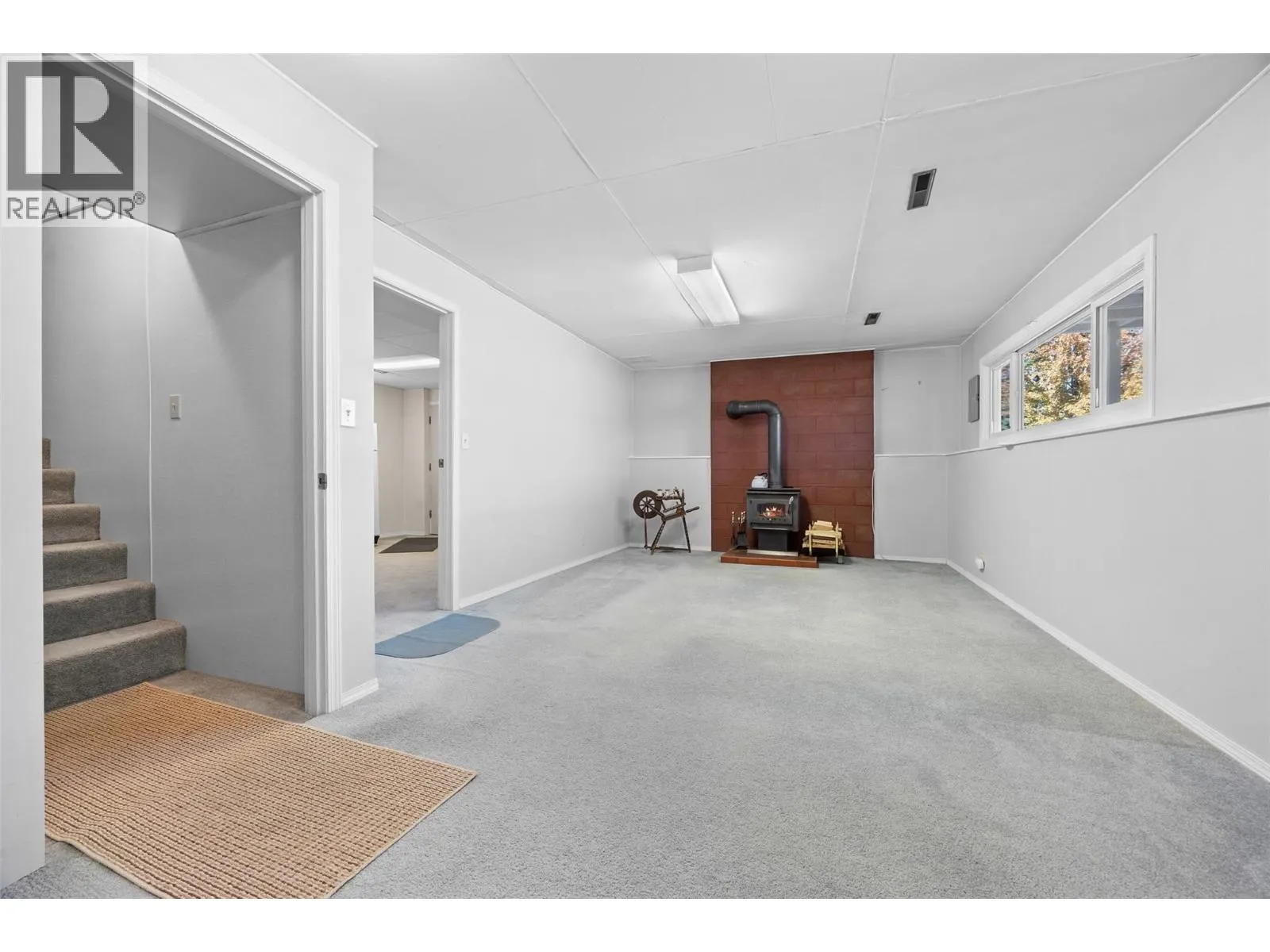10212 Happy Valley Road