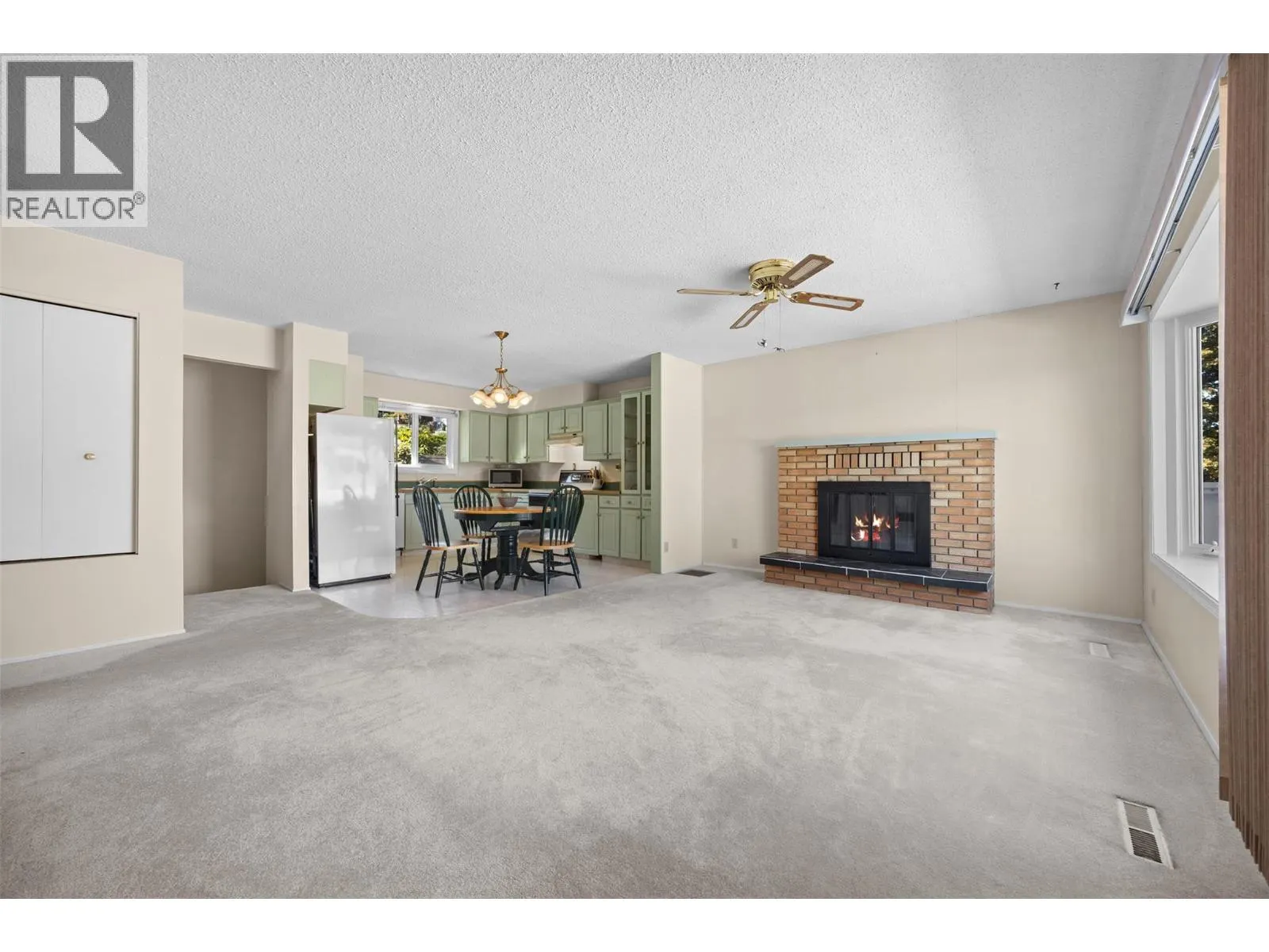 10212 Happy Valley Road
