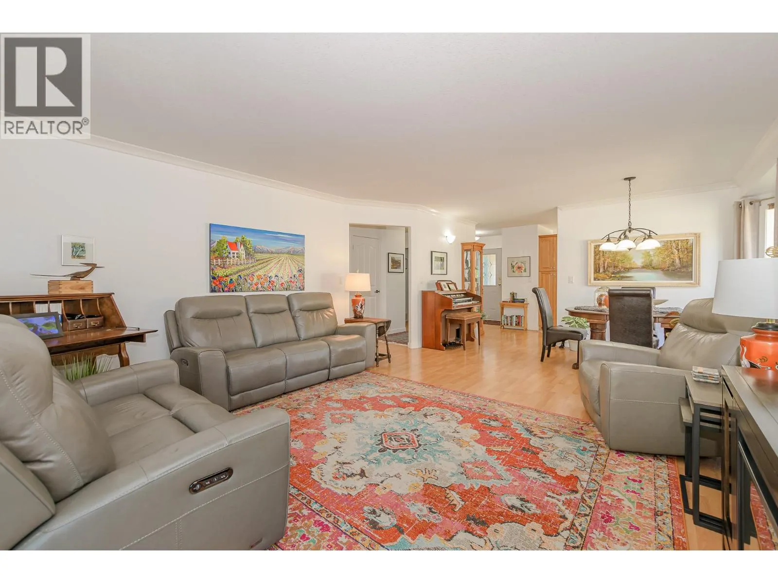 201 Kildonan Avenue Unit# 18