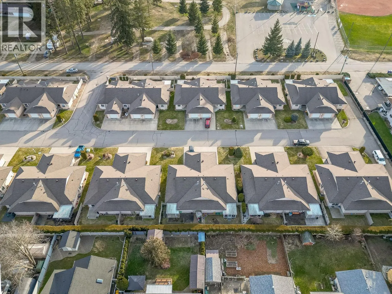 201 Kildonan Avenue Unit# 18