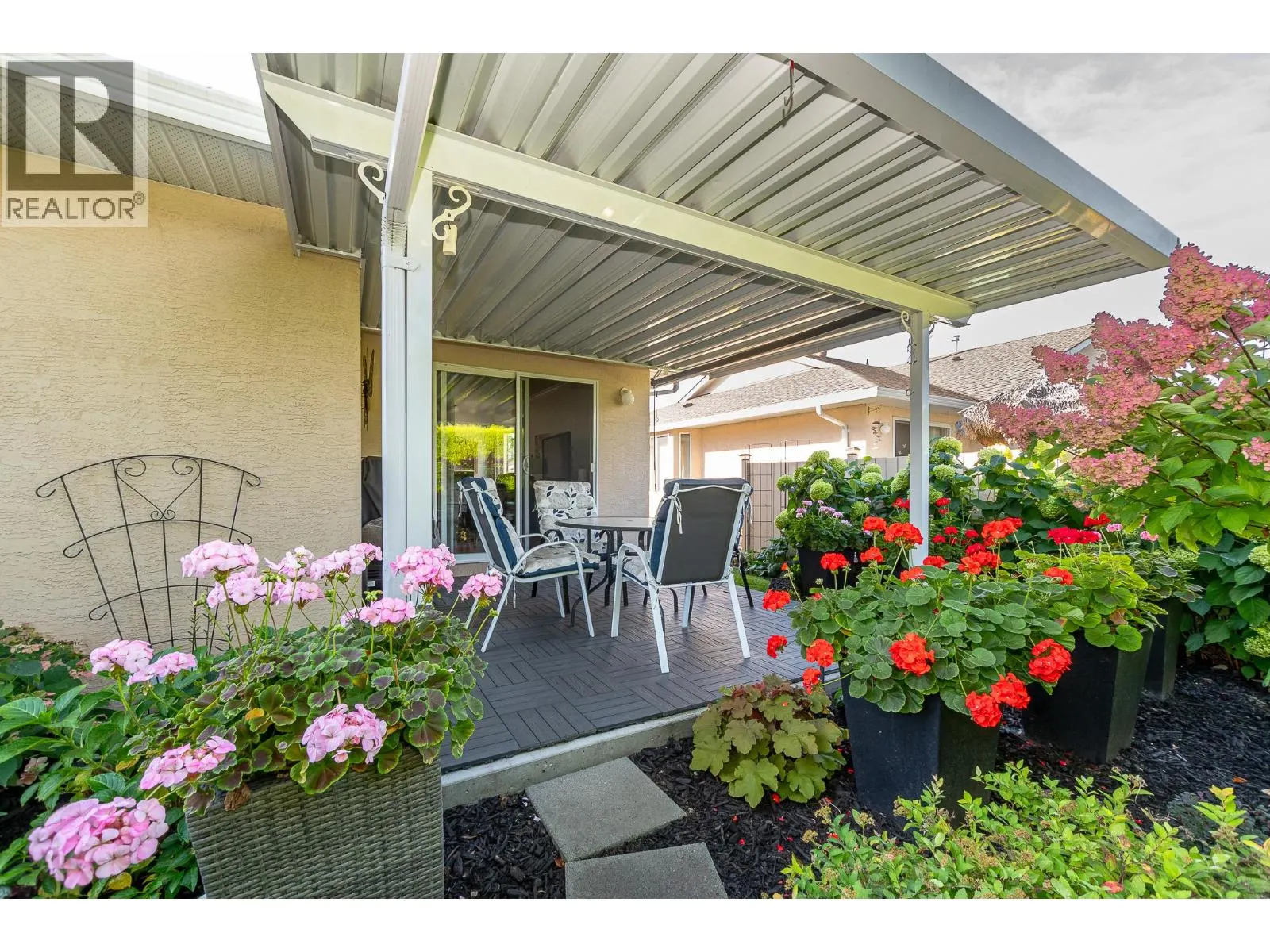 201 Kildonan Avenue Unit# 18