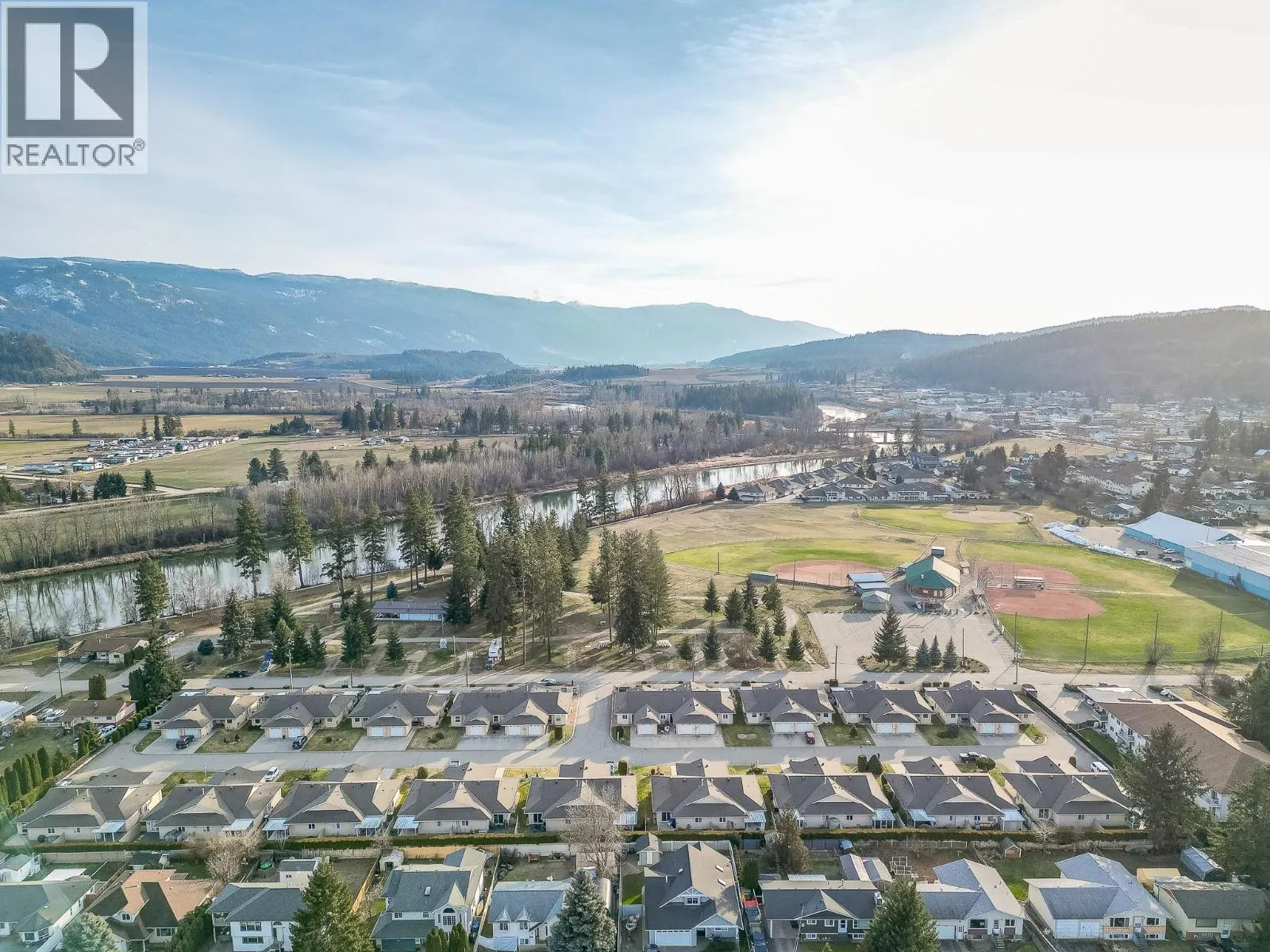 201 Kildonan Avenue Unit# 18