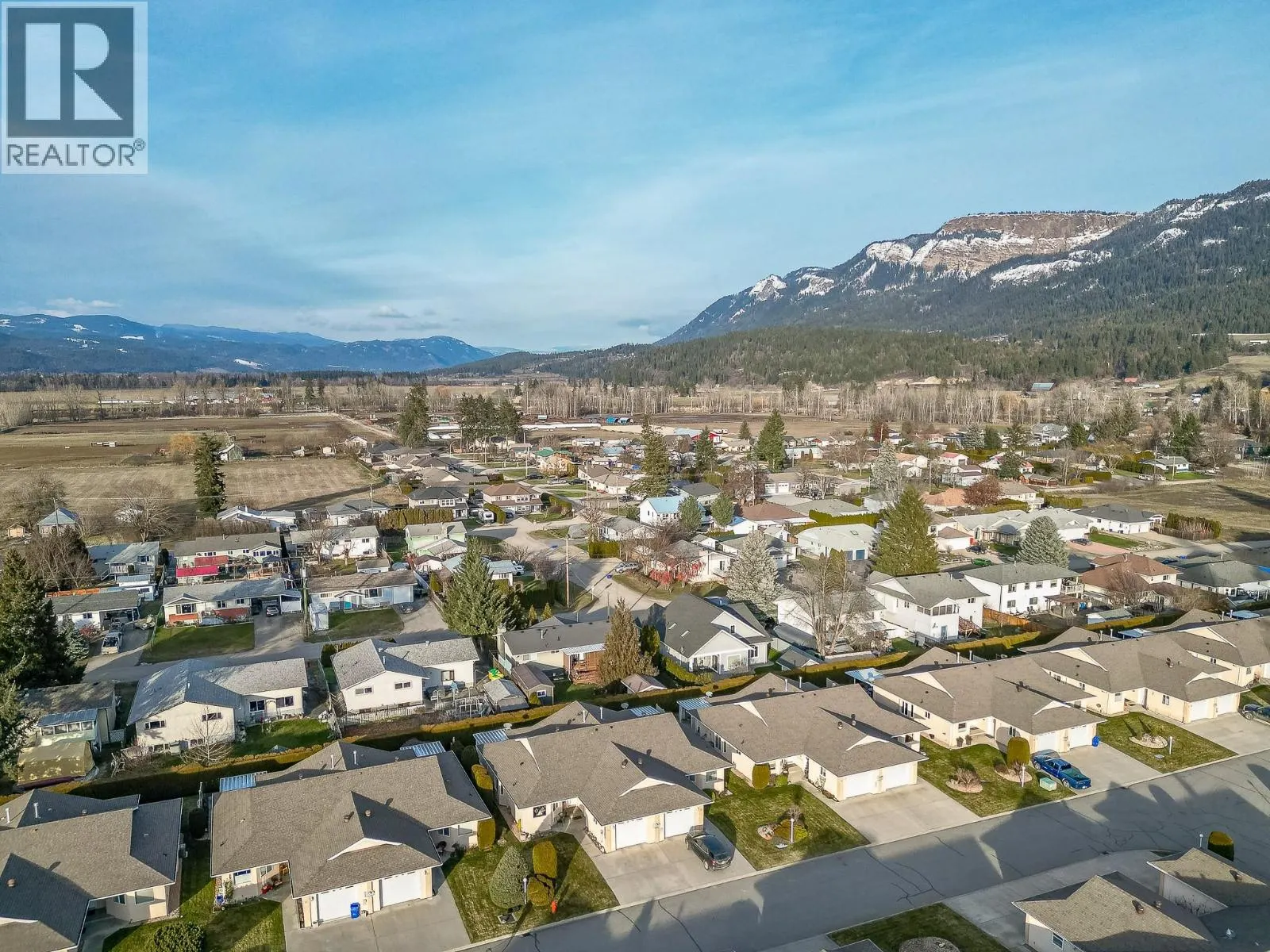 201 Kildonan Avenue Unit# 18
