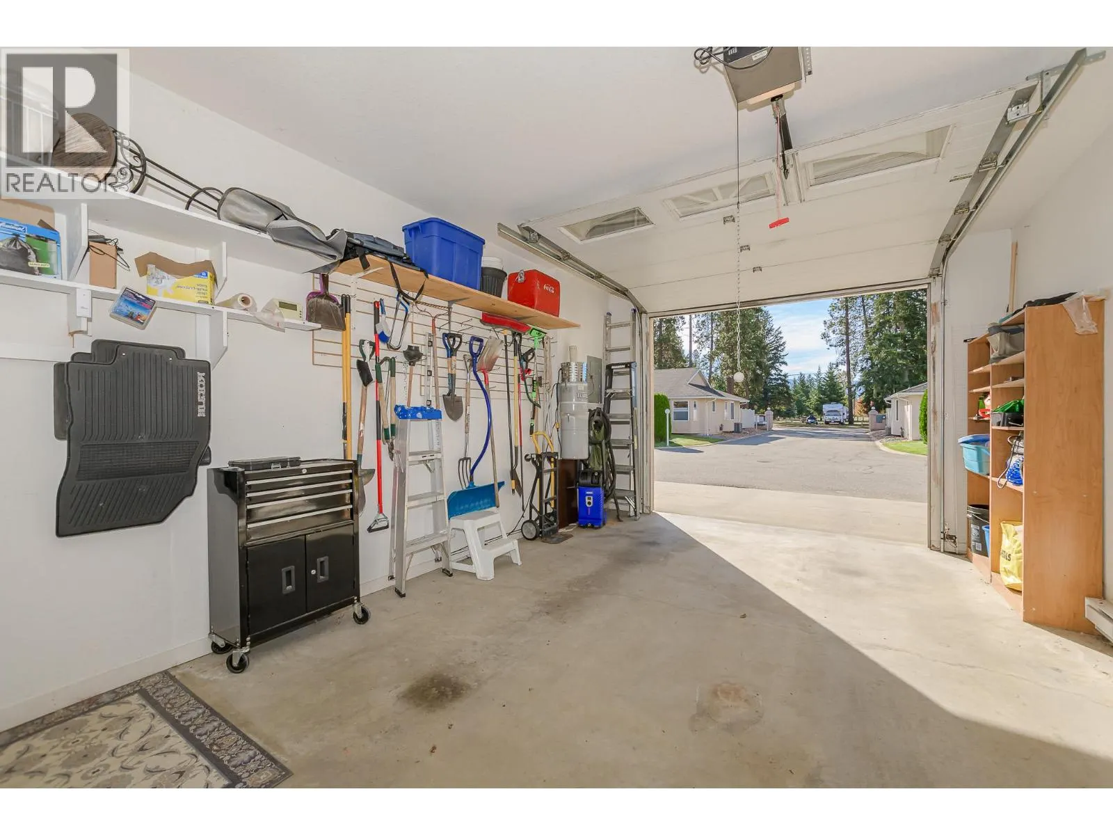 201 Kildonan Avenue Unit# 18
