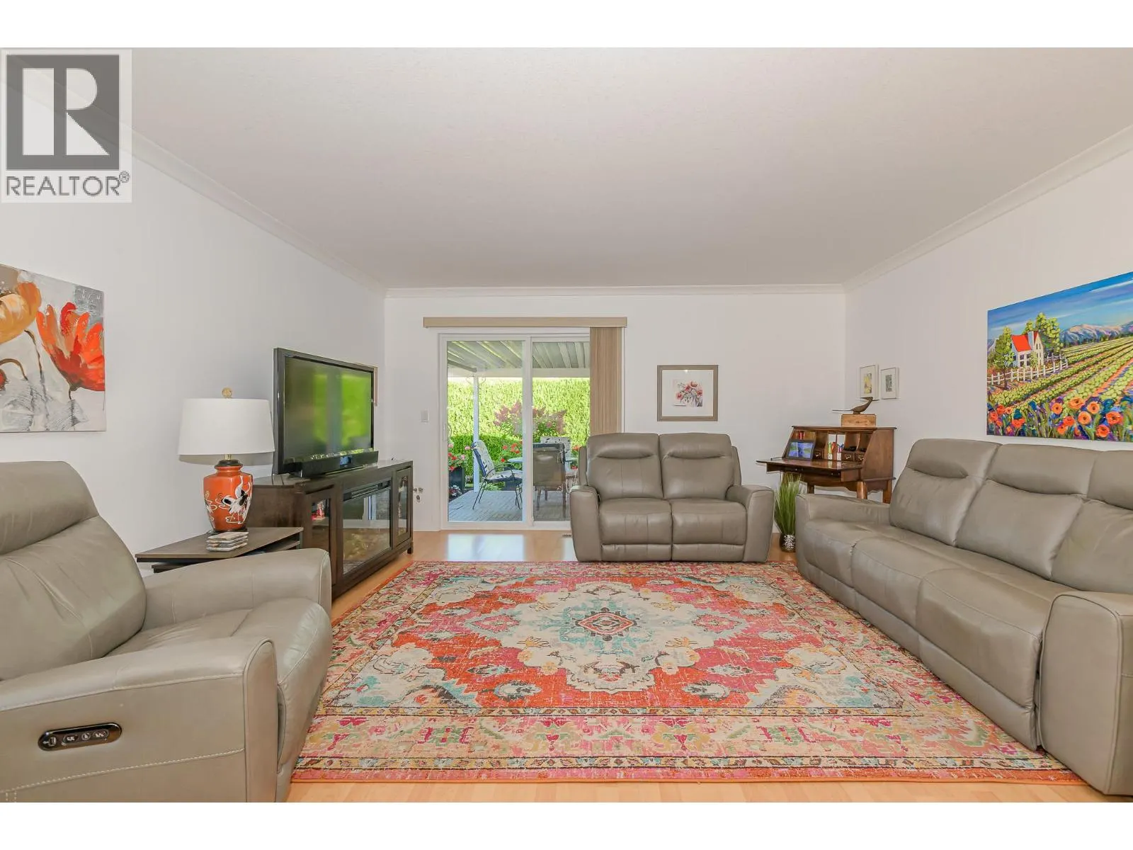 201 Kildonan Avenue Unit# 18