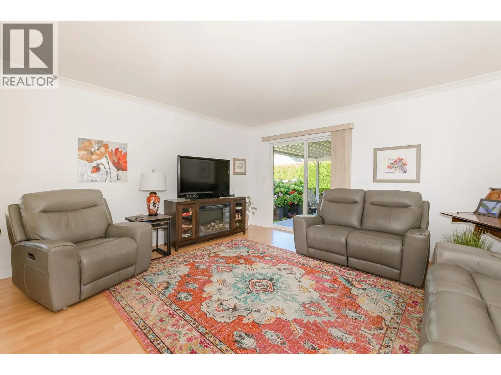 201 Kildonan Avenue Unit# 18