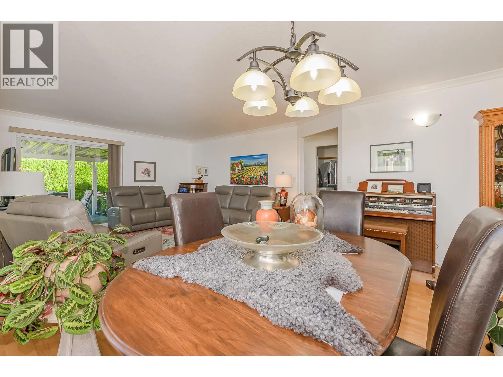 201 Kildonan Avenue Unit# 18