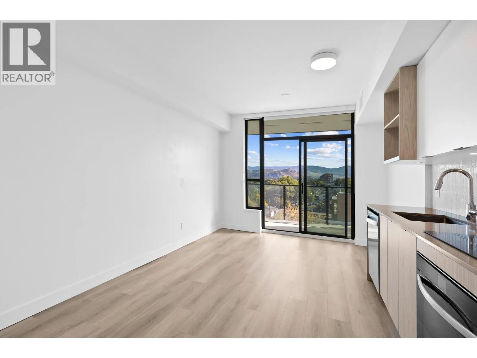 1488 Bertram Street Unit# 707