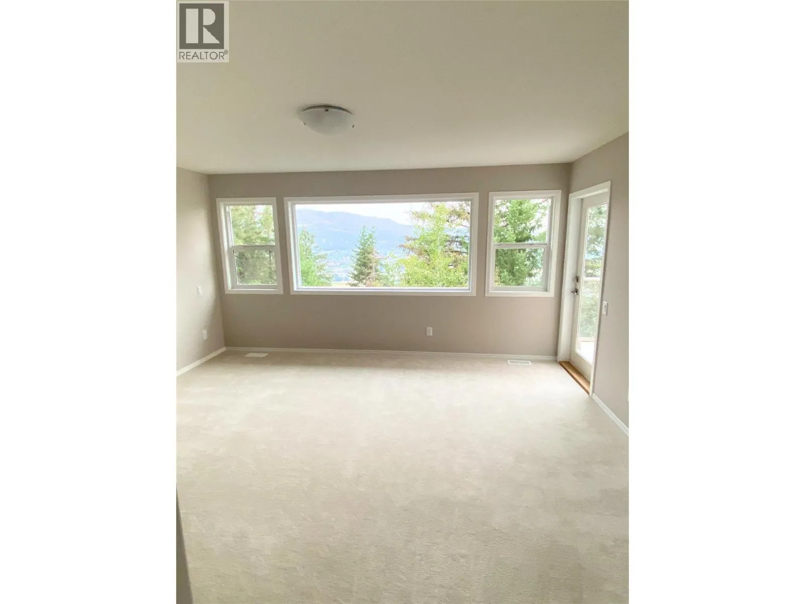 2300 Silver Place Unit# 14