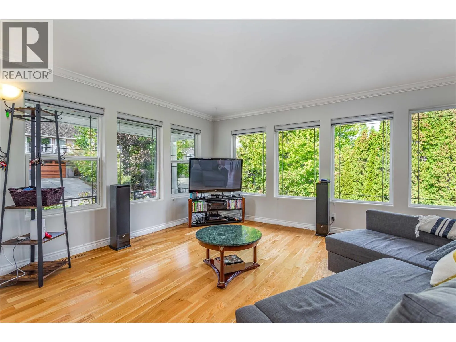 311 Woodpark Crescent