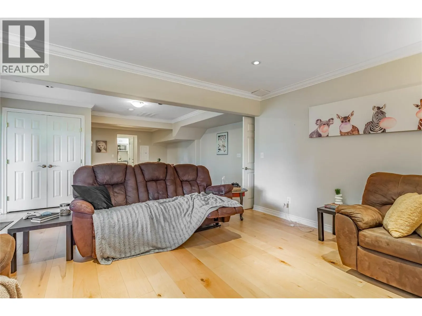 311 Woodpark Crescent